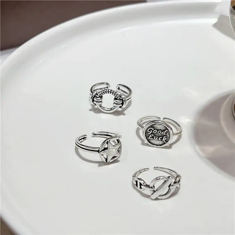 Set of 4 Adjustable Women’s Rings – Vintage Minimalist Style